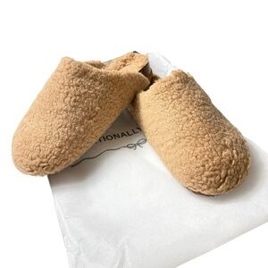 Intentionally Blank Apres Faux Sherpa Mules, NWT, 7